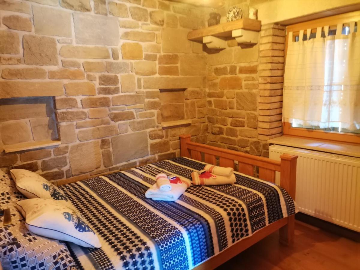 Deseşti Cabana Casa De Piatra, De La Mara מראה חיצוני תמונה